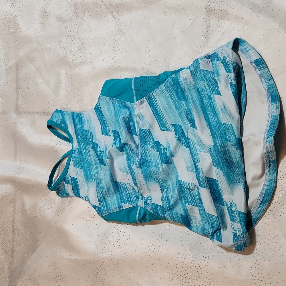 Sport shirt for girls size 8